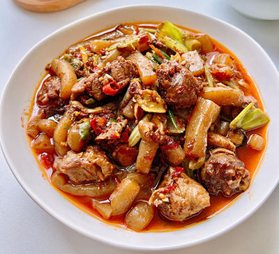 魔芋烧鸭的做法(图1) 魔芋烧鸭的做法