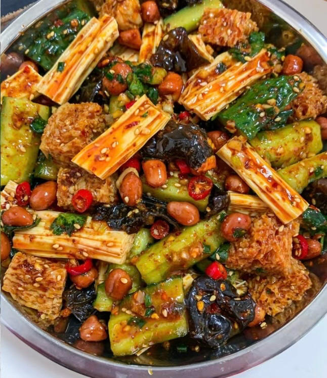 凉拌黄瓜腐竹木耳的做法