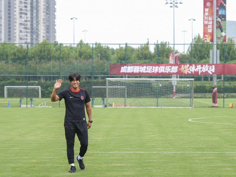 热议徐正源离任：炮轰之变完结 执教蓉城5年兢兢业业