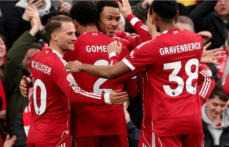 原创             利物浦获签自由球员机会 该球员被基利安·姆巴佩赞为“出色”且“极具统治力”