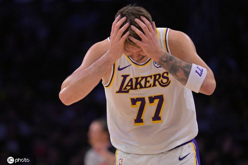 官方实力榜:马刺超雷霆居首 湖人排名NO.9勇士第15