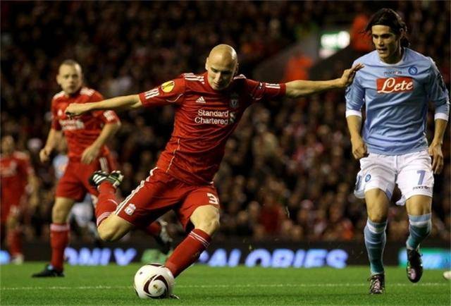 从郑智接班人到利物浦弃将，只用了4年时间，悍将吃了性格的亏