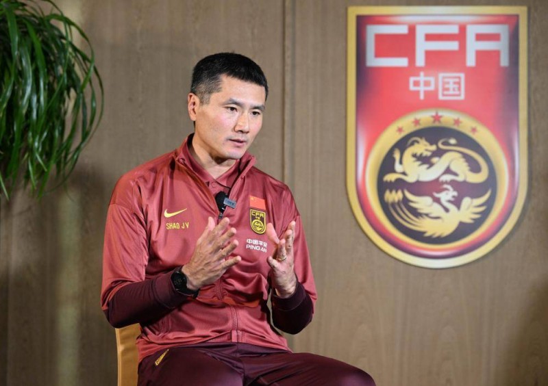 邵佳一：国足选材标准不排斥老队员 风格务实防守第一