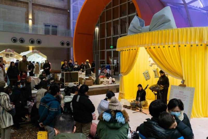 创意市集打造“情绪疗愈空间”