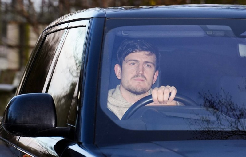 原创             马奎尔考虑离开曼联去意甲，最早冬窗走人！滕哈格首签找卡里克确定未来