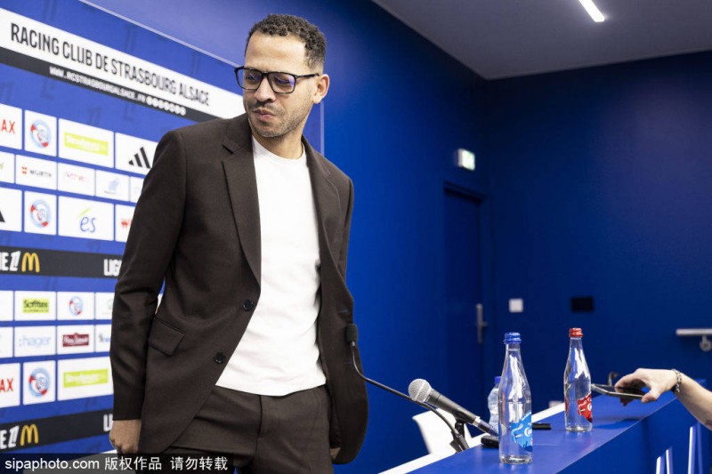 罗森尼尔方法让英格兰在嘲笑与钦佩之间摇摆：乐高、掌声与切尔西的新实验